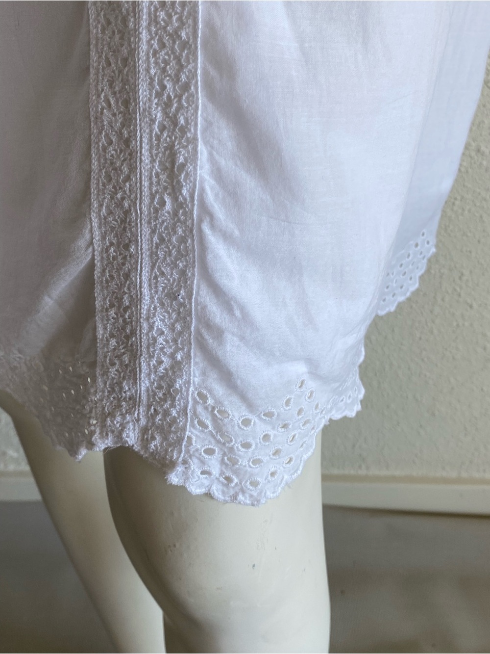 Old Navy 100% Cotton White Eyelet Embroidered Intimate Wear L - Picture 6 of 10